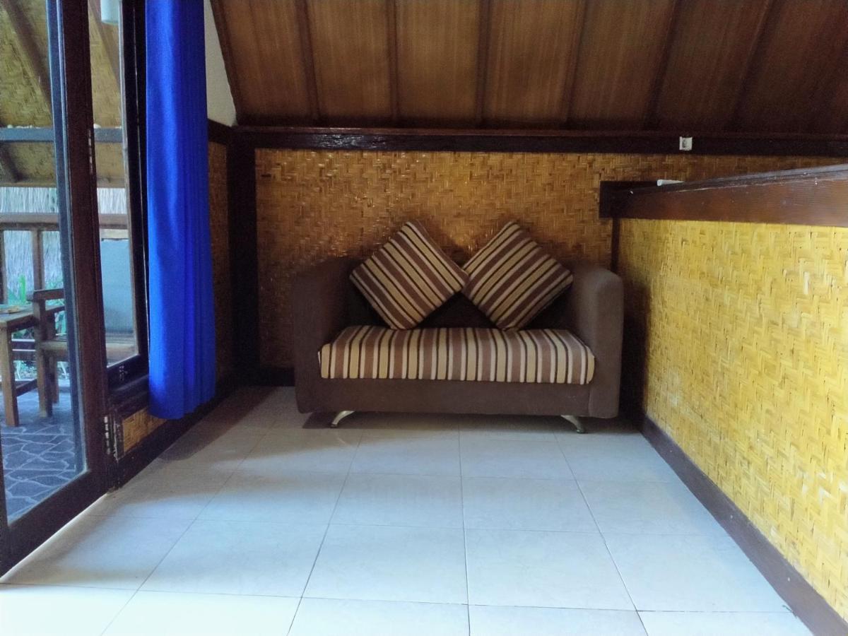 Tunai Cottages Gili Meno Luaran gambar