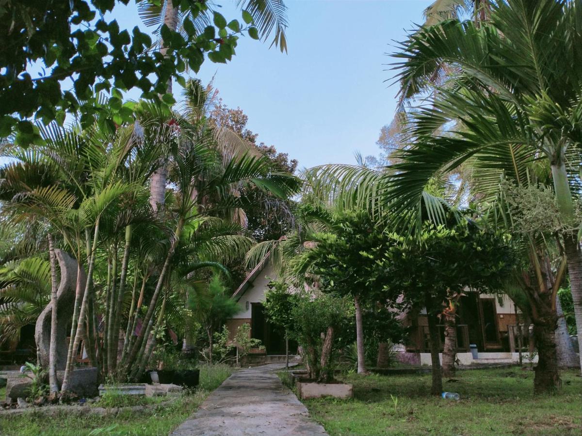 Tunai Cottages Gili Meno Luaran gambar