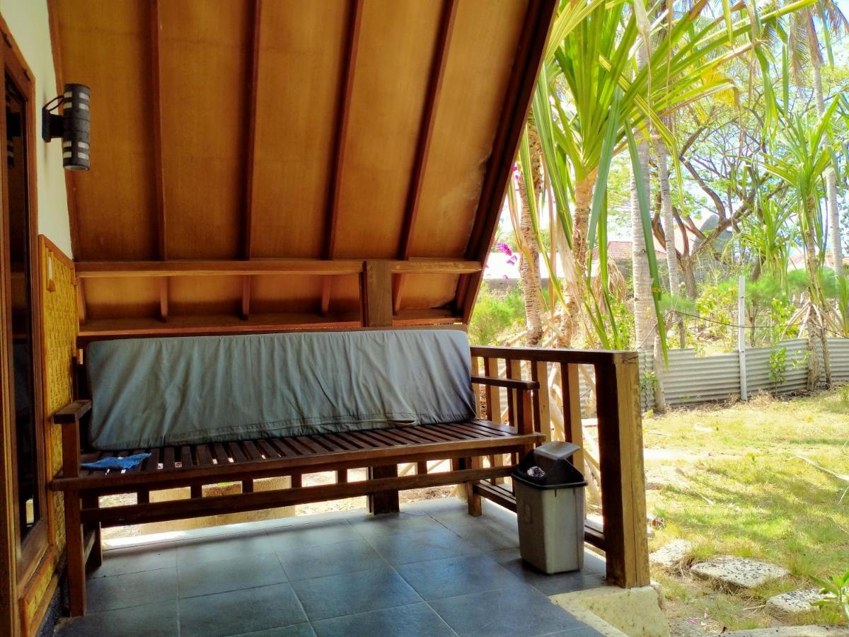 Tunai Cottages Gili Meno Luaran gambar
