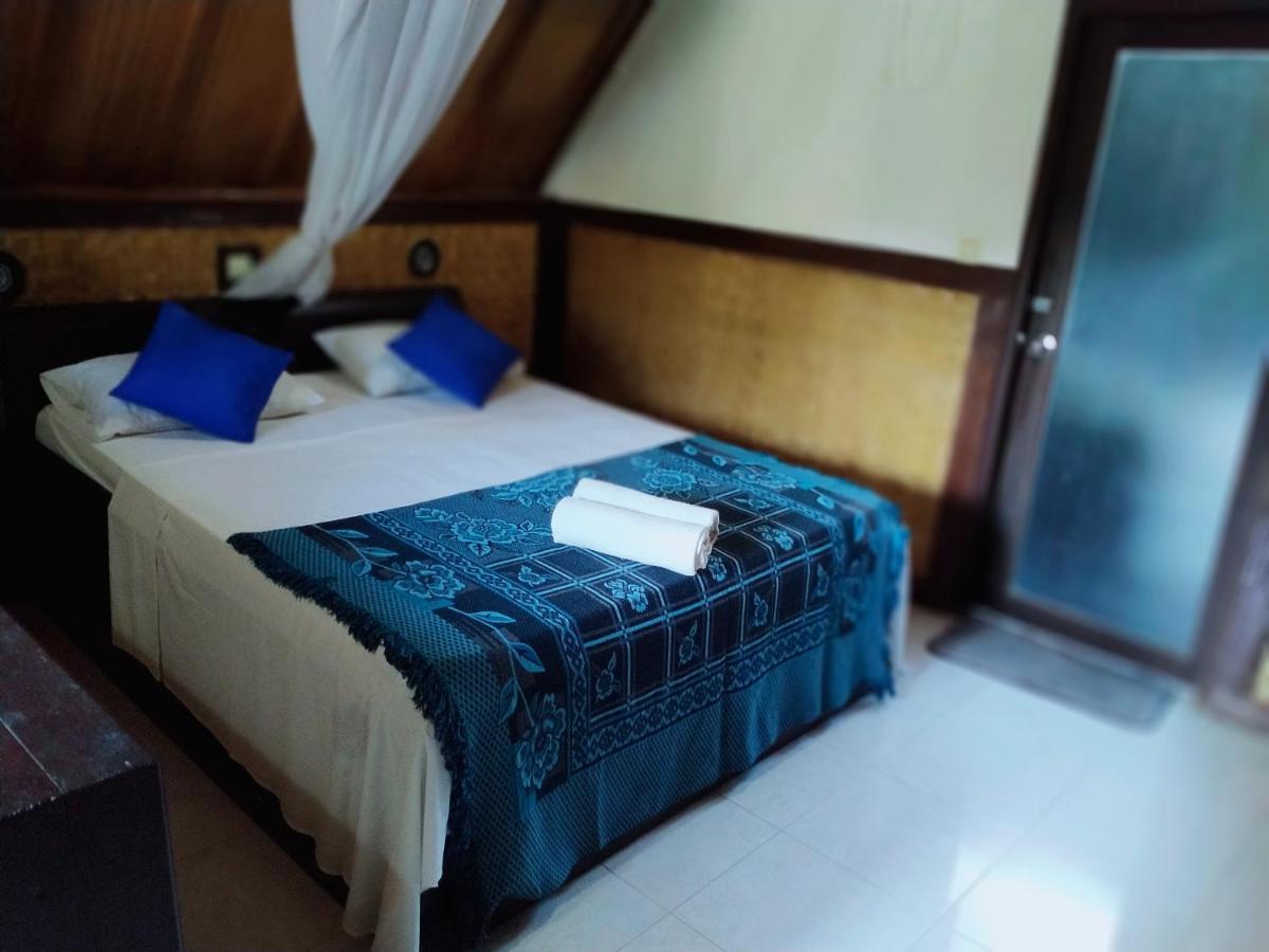 Tunai Cottages Gili Meno Luaran gambar