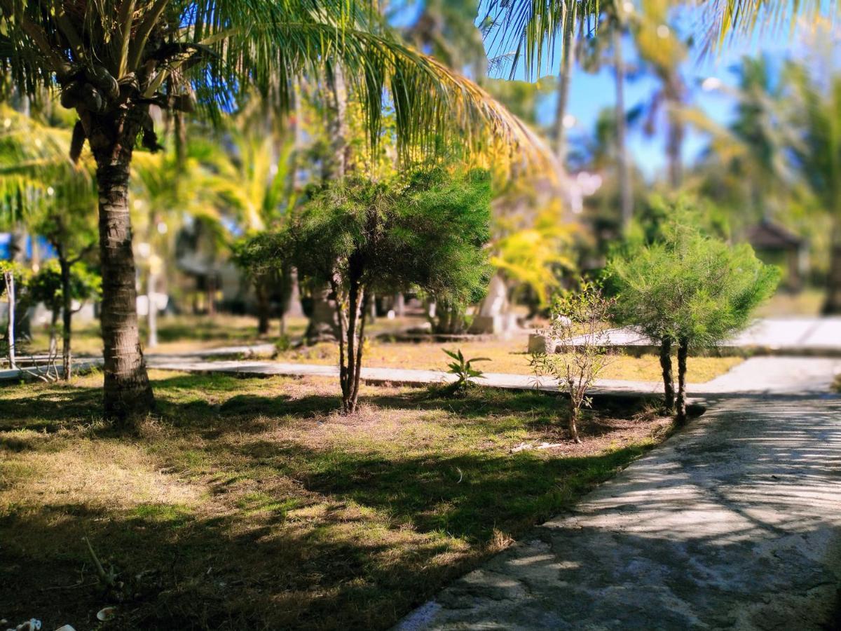 Tunai Cottages Gili Meno Luaran gambar