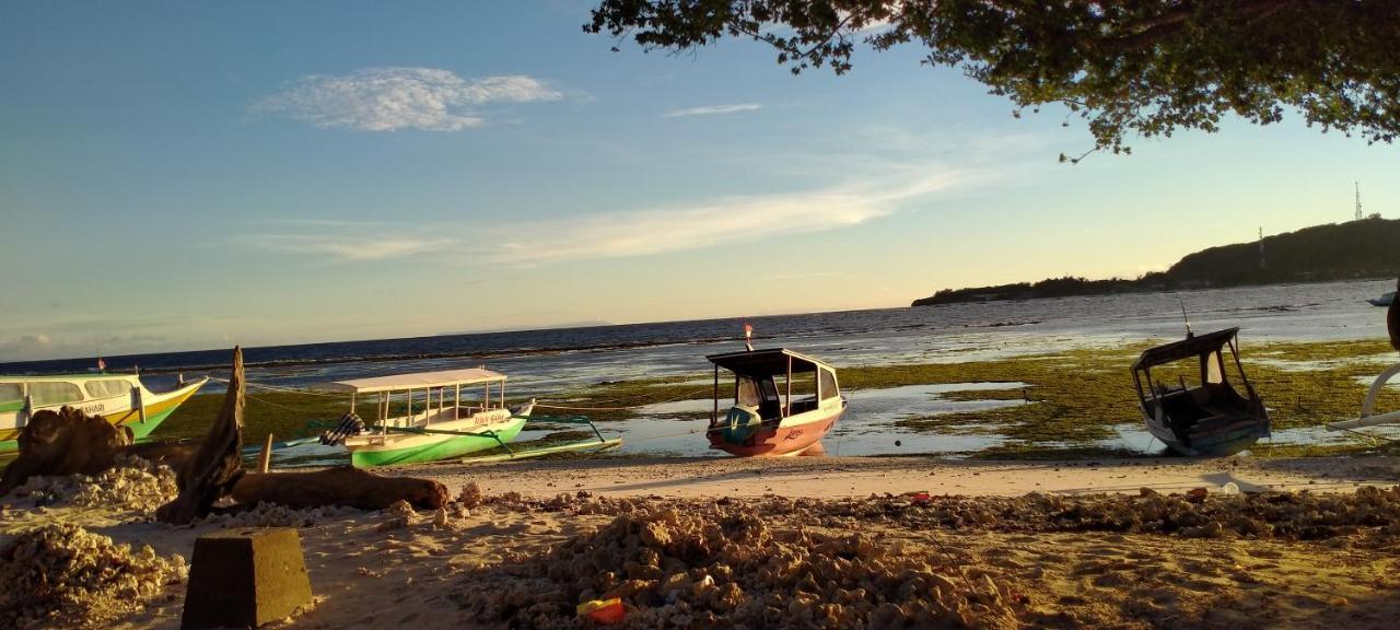 Tunai Cottages Gili Meno Luaran gambar